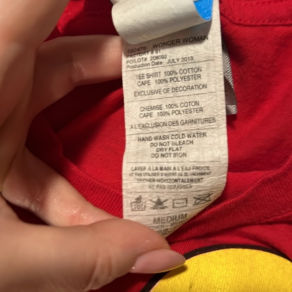 Wonder Woman T-shirt with Cape and Crown Headband Halloween Costume - Medium - Picture 5 of 5